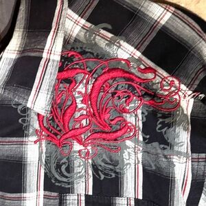 Roar Black and Red Embroidered Button Down Plaid Shirt   Size XL